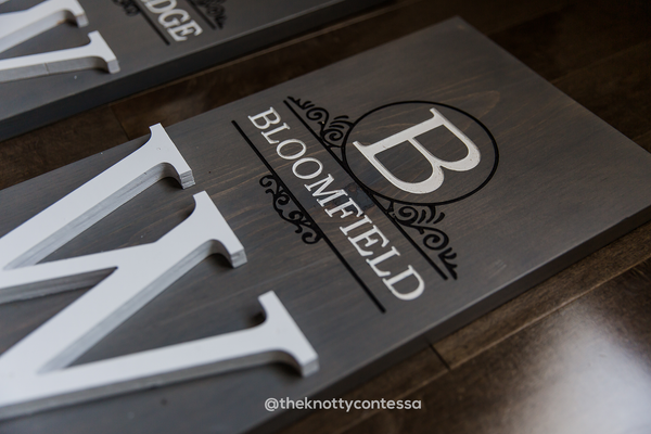 Family Name Outdoor Interchangeable "O" Welcome Sign
