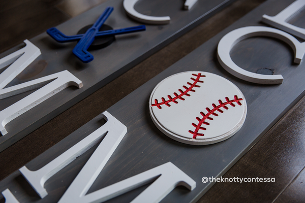 Family Name Outdoor Interchangeable "O" Welcome Sign