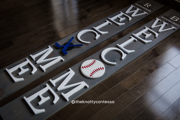 Family Name Outdoor Interchangeable "O" Welcome Sign