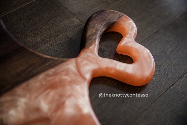 Sweetheart Heart Handle - Black Walnut/Rose Gold Charcuterie Board CHB-HRT-RG-01