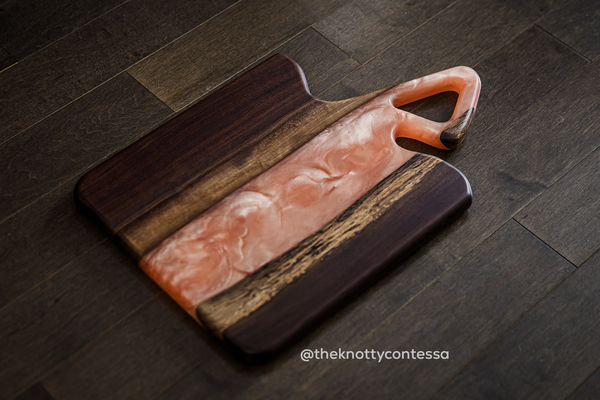 Sweetheart Triangle Handle - Black Walnut/Rose Gold Charcuterie Board CHB-TRI-RG-02