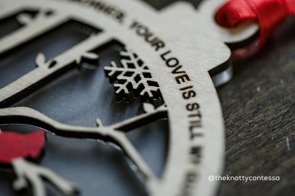 Close up picture of the engraving on the ornament