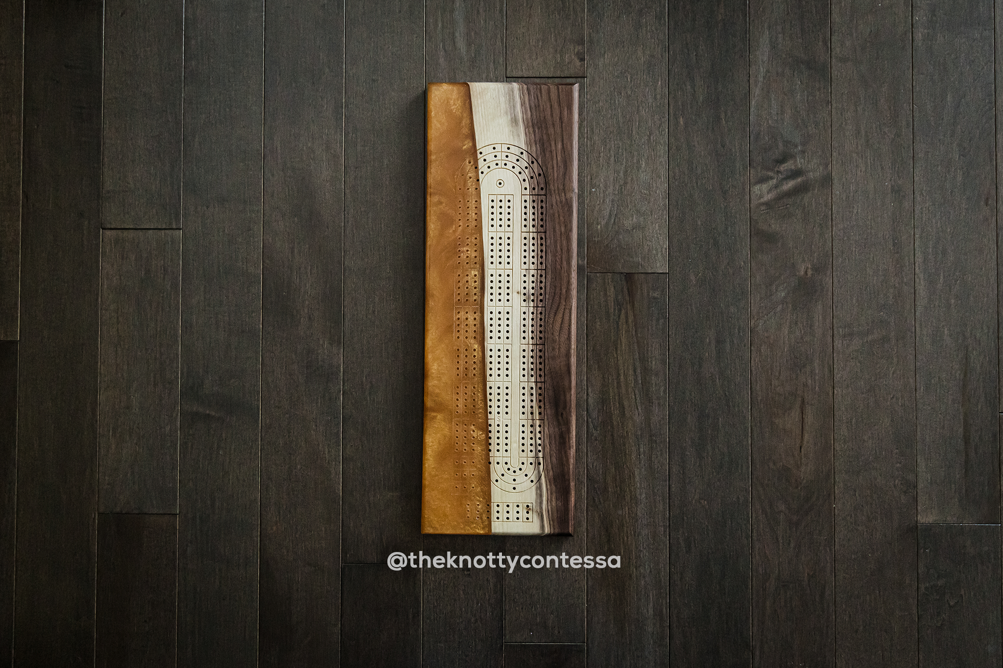 The 29 Hand Luxury Live Edge Cribbage Board - Black Walnut / Mayan Gold Epoxy - CB-MYNGD-001