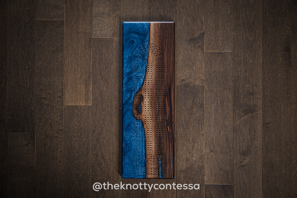 The 29 Hand Luxury Live Edge Cribbage Board - Black Walnut / Diamond Navy Epoxy - CB-DNV-011