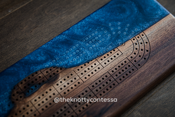 The 29 Hand Luxury Live Edge Cribbage Board - Black Walnut / Diamond Navy Epoxy - CB-DNV-011