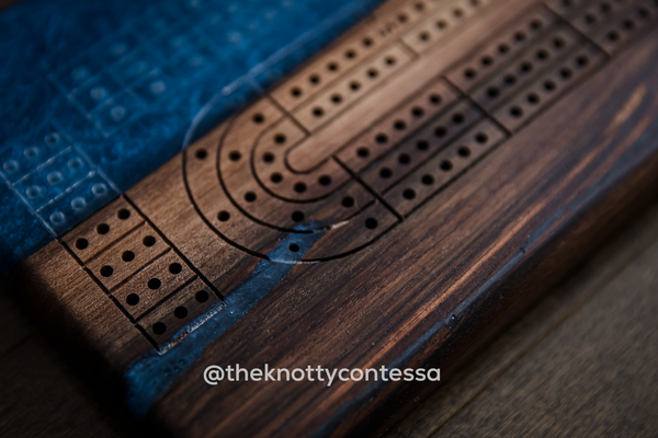 The 29 Hand Luxury Live Edge Cribbage Board - Black Walnut / Diamond Navy Epoxy - CB-DNV-011