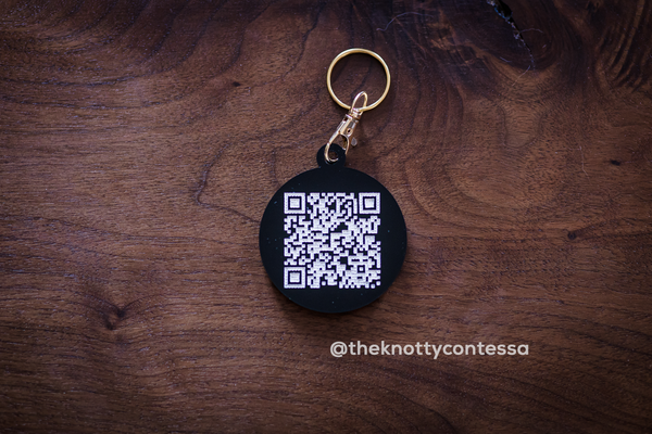 Key-Nect Smart Social Keychain with QR Code