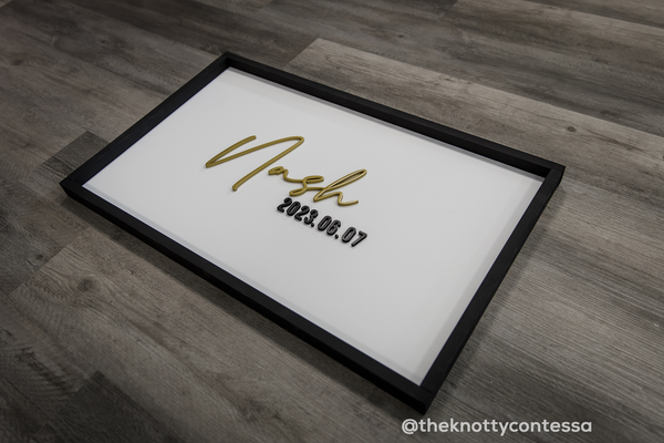 Elegant Gold and Black Wedding Signing Board / Family Name Sign with Date