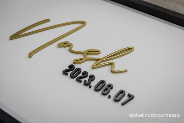 Elegant Gold and Black Wedding Signing Board / Family Name Sign with Date