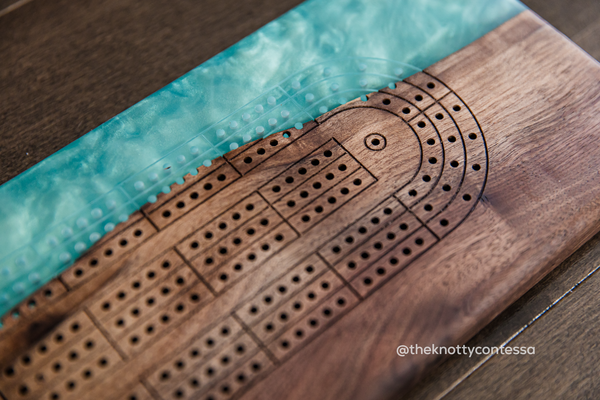 The 29 Hand Luxury Live Edge Cribbage Board - Black Walnut / Seafoam Epoxy - CB-SFM-008