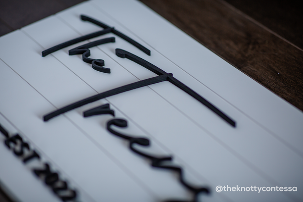 Borderless Shiplap Style Family Name Sign with Established Date